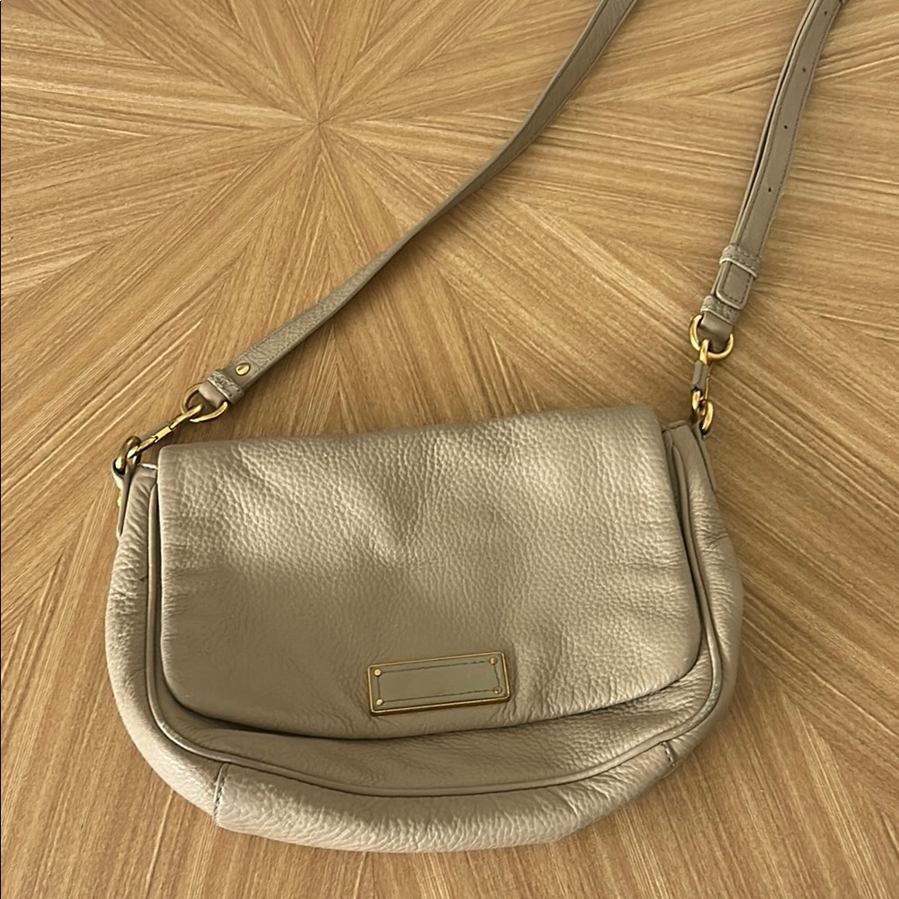 Marc Jacobs Pebbled Leather Crossbody in Taupe with Gold Hardware